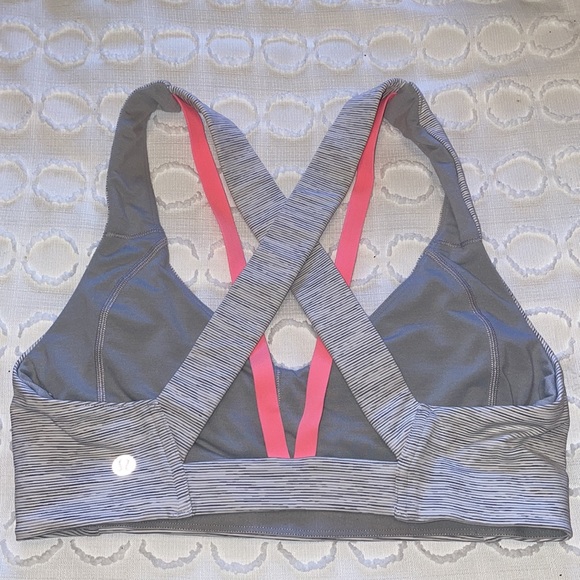 Lululemon Sports Bra Size 8 Flash Wee Are From Space - Picture 2 of 2
